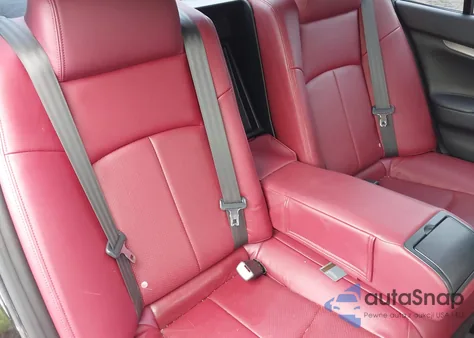 2011 Infiniti G37X Limited Edition z USA, uszkodzony, nr VIN JN1CV6AR1BM402364